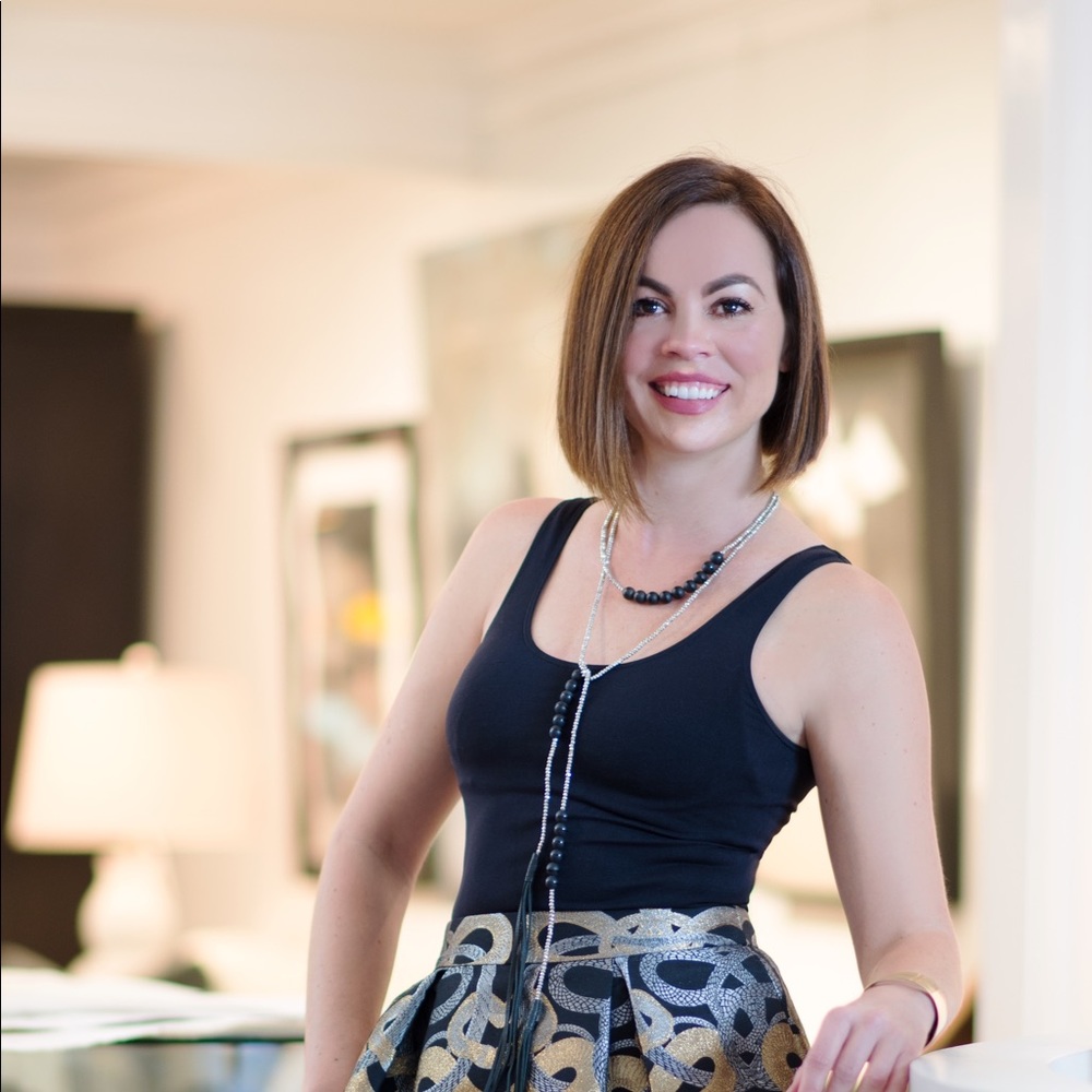Meet your Posher, Jennifer 5 Star Rating!!💋💋💋